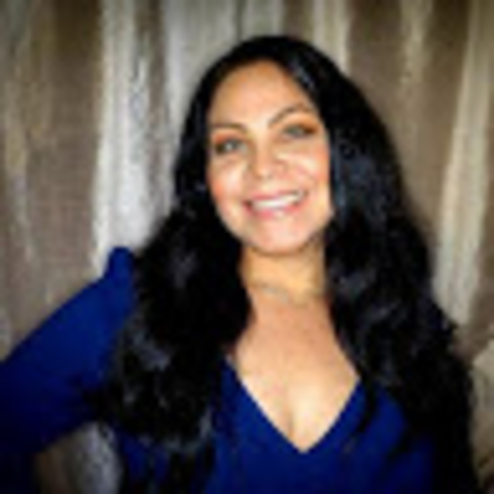 Meet your Posher, Maricell